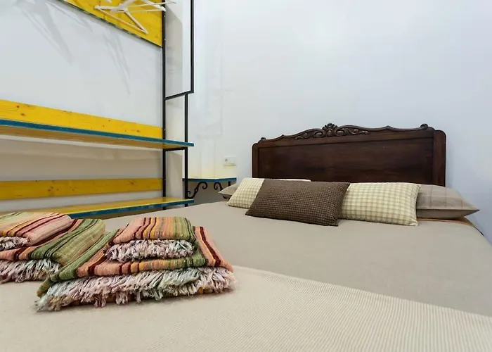 Διαμέρισμα Atico Con Terraza Y Vistas Al Mar. *