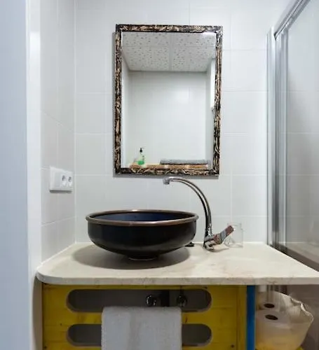 Atico Con Terraza Y Vistas Al Mar. *