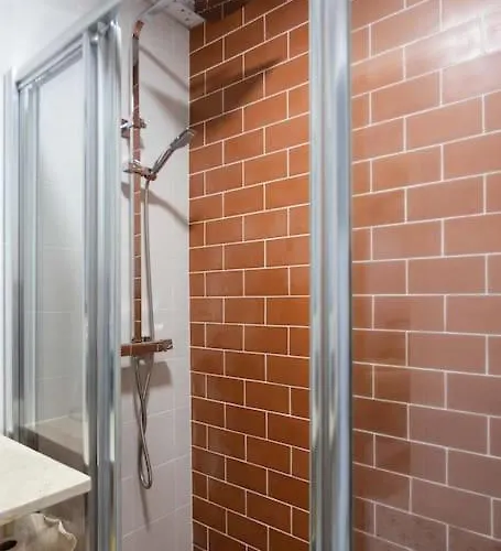 Διαμέρισμα Atico Con Terraza Y Vistas Al Mar. *