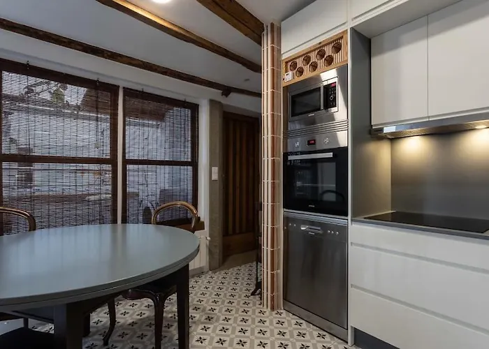 Atico Con Terraza Y Vistas Al Mar. *